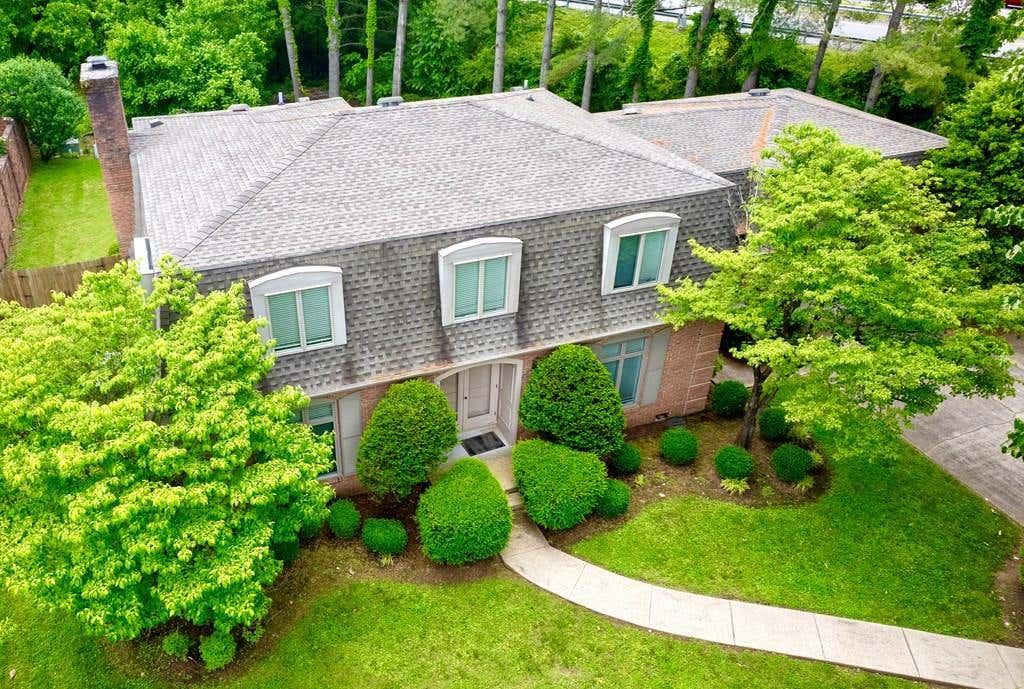 245 E Cedar Dr  