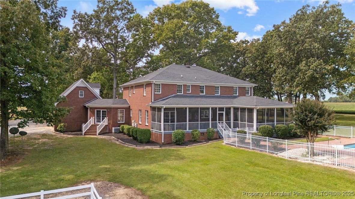 Dunn, North Carolina, 28334, United States, 6 Bedrooms Bedrooms, ,5 BathroomsBathrooms,Residential,Active,1885017