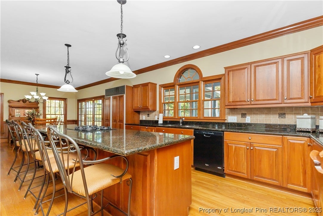Dunn, North Carolina, 28334, United States, 6 Bedrooms Bedrooms, ,5 BathroomsBathrooms,Residential,Active,1885017