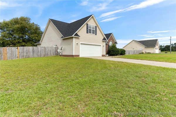 152 WOOD VALLEY LN, RAEFORD, NC 28376, photo 4 of 45