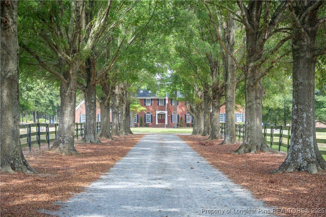 Dunn, North Carolina, 28334, United States, 6 Bedrooms Bedrooms, ,5 BathroomsBathrooms,Residential,Active,1885017