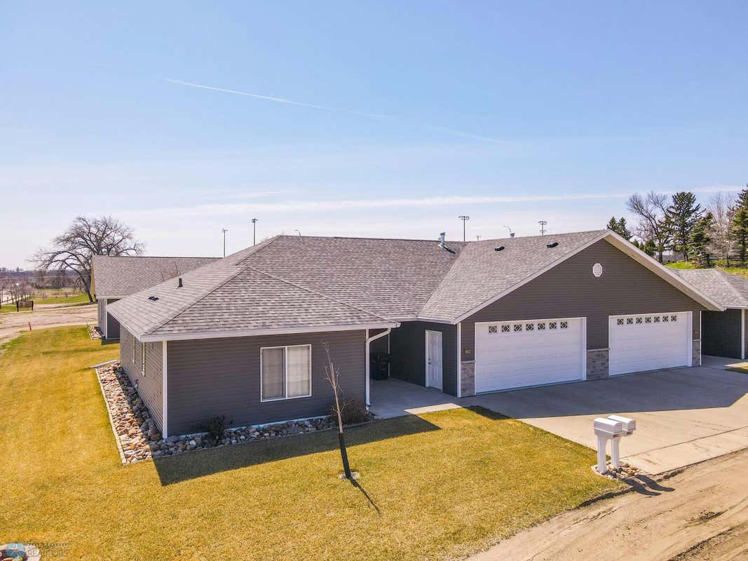 462 13TH ST NE, VALLEY CITY, ND 58072, photo 1 of 26