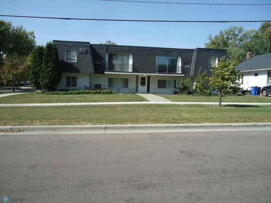 702 OAK ST N, FARGO, ND 58102 - Image 1