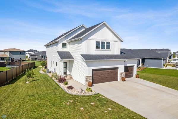 7737 FIREFLY LN, HORACE, ND 58047 - Image 1