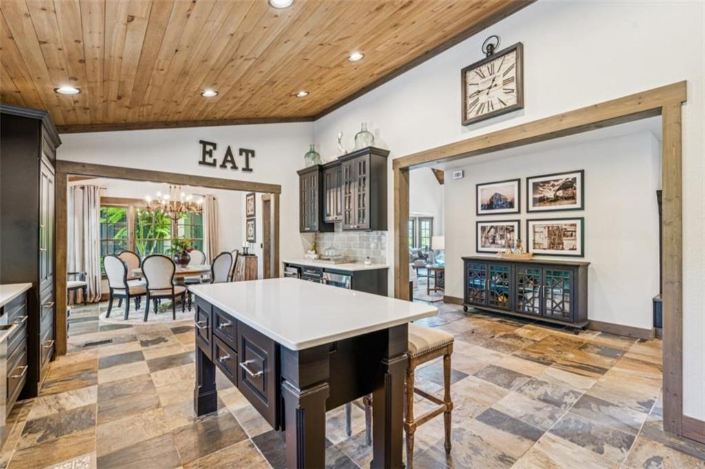 Ellijay, Georgia, 30536, United States, 3 Bedrooms Bedrooms, ,4 BathroomsBathrooms,Residential,Active,1929428