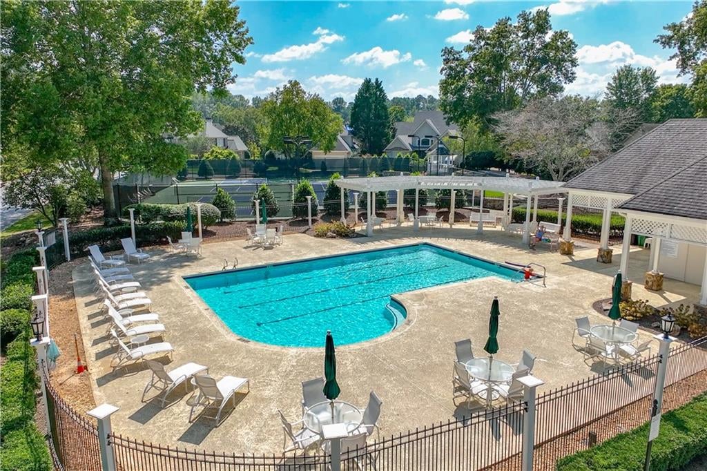 Johns Creek, Georgia, 30097, United States, 4 Bedrooms Bedrooms, ,5 BathroomsBathrooms,Residential,Active,2007308