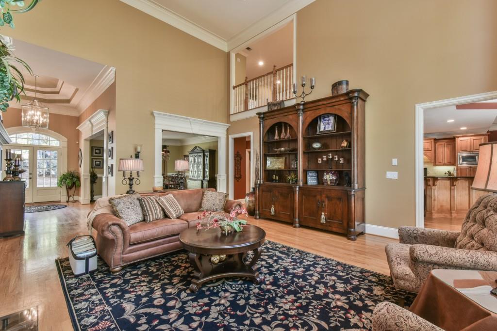 Suwanee, Georgia, 30024, United States, 5 Bedrooms Bedrooms, ,5 BathroomsBathrooms,Residential,Active,1970958