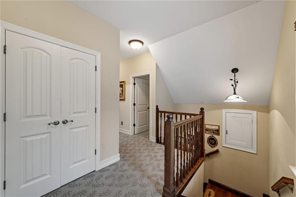 Ellijay, Georgia, 30540, United States, 4 Bedrooms Bedrooms, ,3 BathroomsBathrooms,Residential,Active,1968102