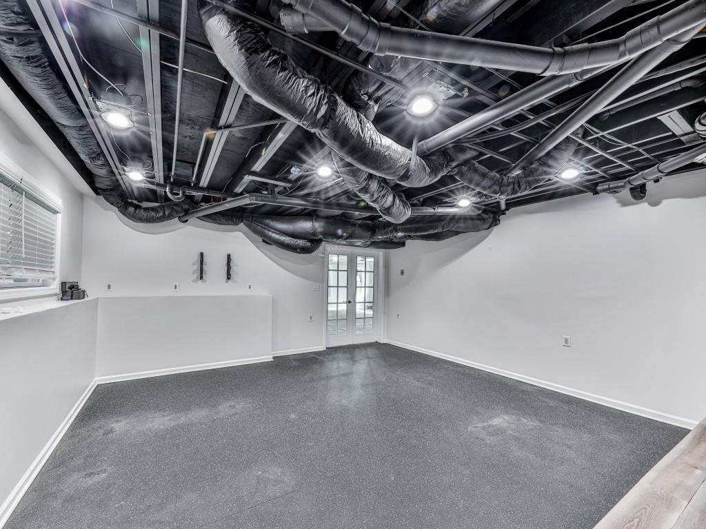 Atlanta, Georgia, 30305, United States, 5 Bedrooms Bedrooms, ,6 BathroomsBathrooms,Residential,Active,1988481