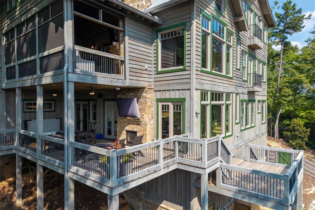 Ellijay, Georgia, 30540, United States, 5 Bedrooms Bedrooms, ,7 BathroomsBathrooms,Residential,Active,1954429