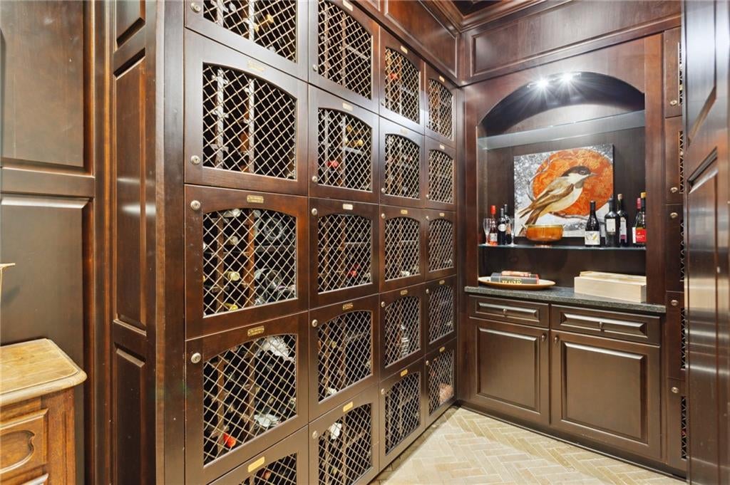 Atlanta, Georgia, 30339, United States, 2 Bedrooms Bedrooms, ,3 BathroomsBathrooms,Residential,Active,1919395