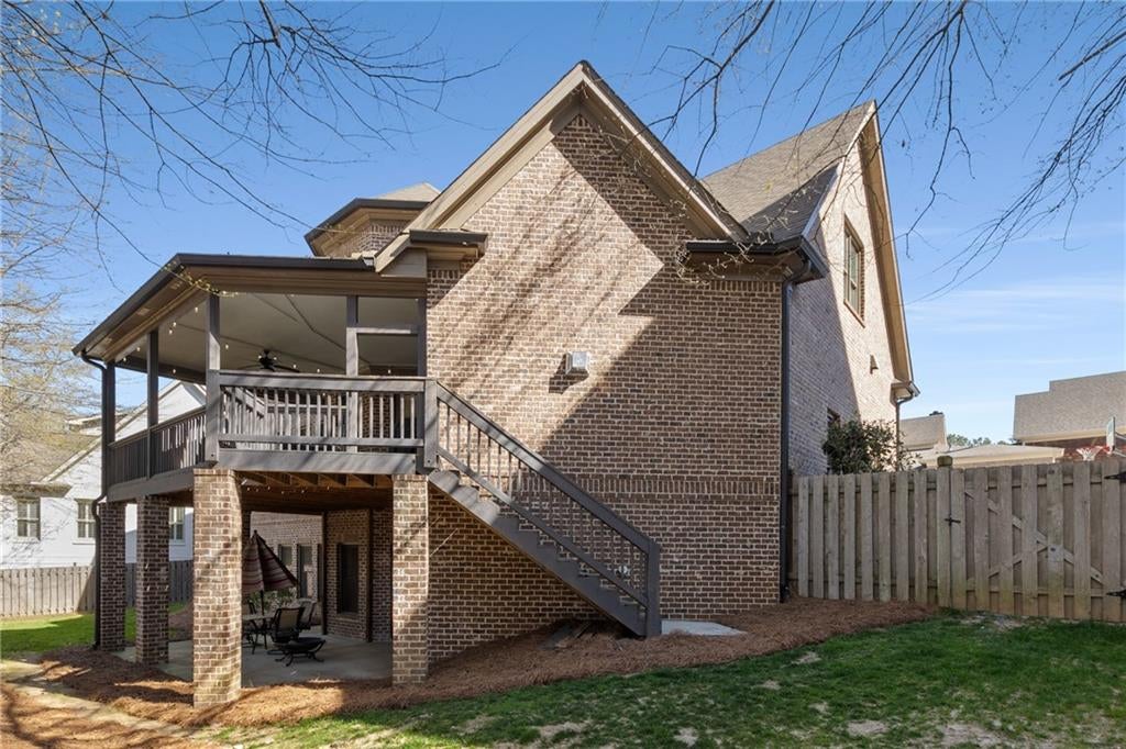 Peachtree Corners, Georgia, 30092, United States, 5 Bedrooms Bedrooms, ,4 BathroomsBathrooms,Residential,Active,1894514