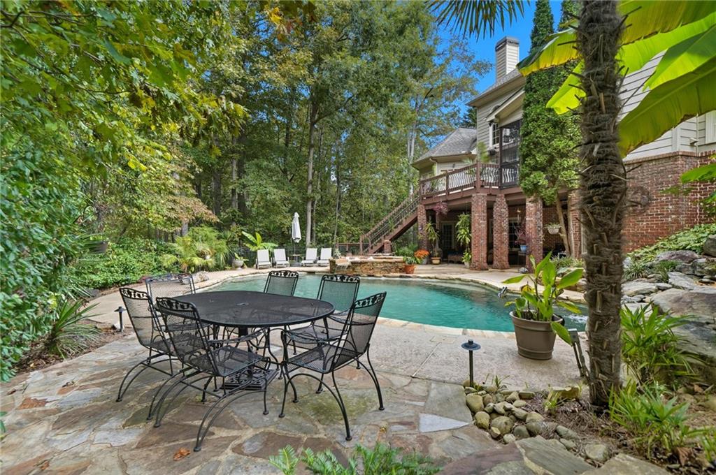 Canton, Georgia, 30114, United States, 6 Bedrooms Bedrooms, ,5 BathroomsBathrooms,Residential,Active,1972202