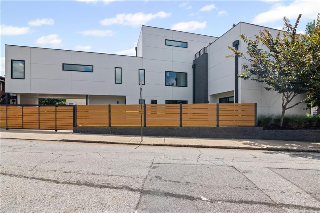 Atlanta, Georgia, 30312, United States, 3 Bedrooms Bedrooms, ,4 BathroomsBathrooms,Residential,Active,1914800