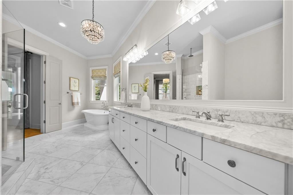 Milton, Georgia, 30004, United States, 5 Bedrooms Bedrooms, ,7 BathroomsBathrooms,Residential,Active,1894776