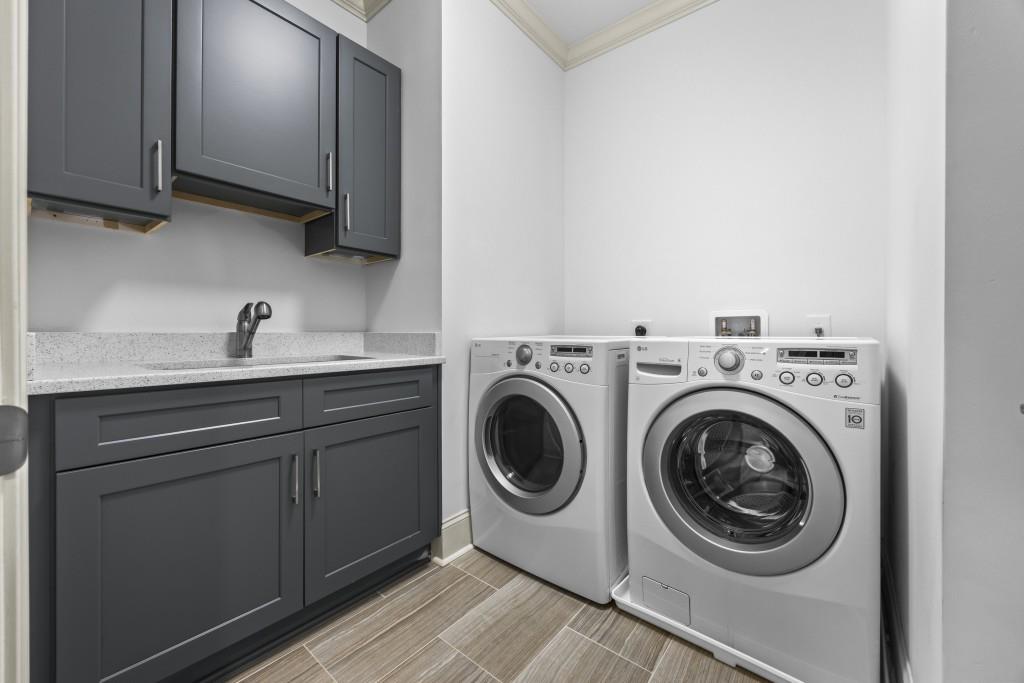 Atlanta, Georgia, 30306, United States, 4 Bedrooms Bedrooms, ,5 BathroomsBathrooms,Residential,Active,1964278