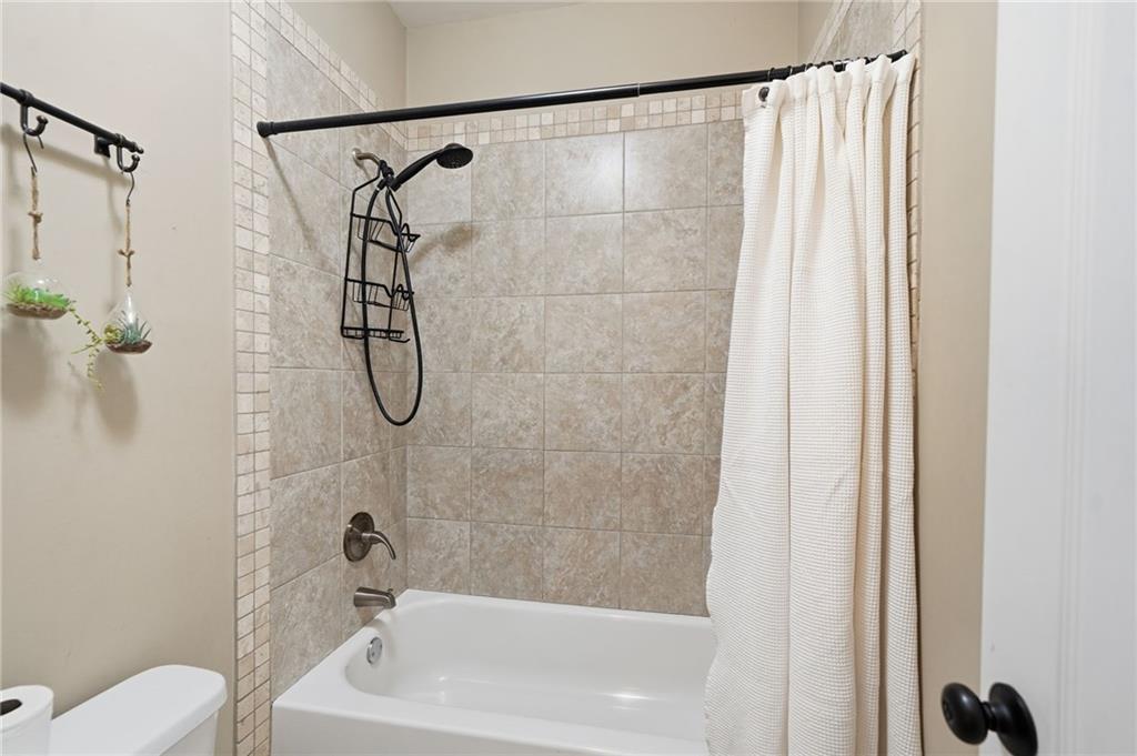 Waleska, Georgia, 30183, United States, 5 Bedrooms Bedrooms, ,5 BathroomsBathrooms,Residential,Active,2001331