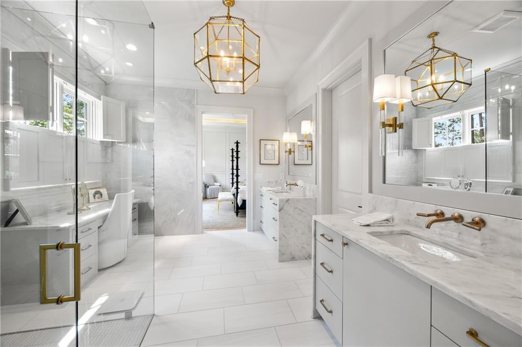 Alpharetta, Georgia, 30004, United States, 6 Bedrooms Bedrooms, ,8 BathroomsBathrooms,Residential,Active,1929413