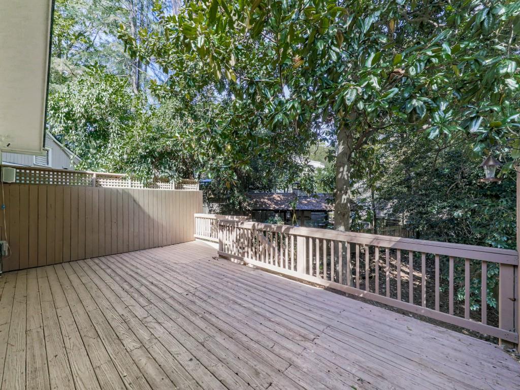 Atlanta, Georgia, 30305, United States, 5 Bedrooms Bedrooms, ,6 BathroomsBathrooms,Residential,Active,1988481