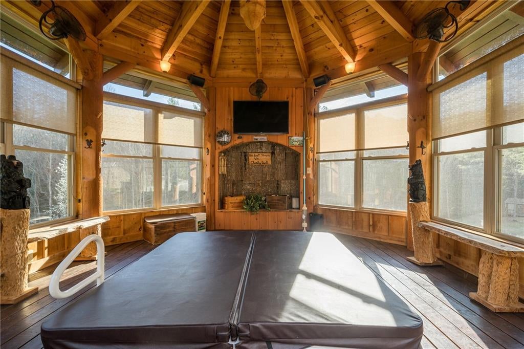 Other-North Carolina, North Carolina, 28906, United States, 4 Bedrooms Bedrooms, ,7 BathroomsBathrooms,Residential,Active,1902930