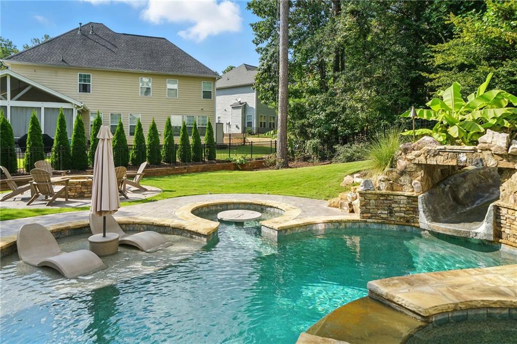 Canton, Georgia, 30115, United States, 7 Bedrooms Bedrooms, ,4 BathroomsBathrooms,Residential,Active,1936414