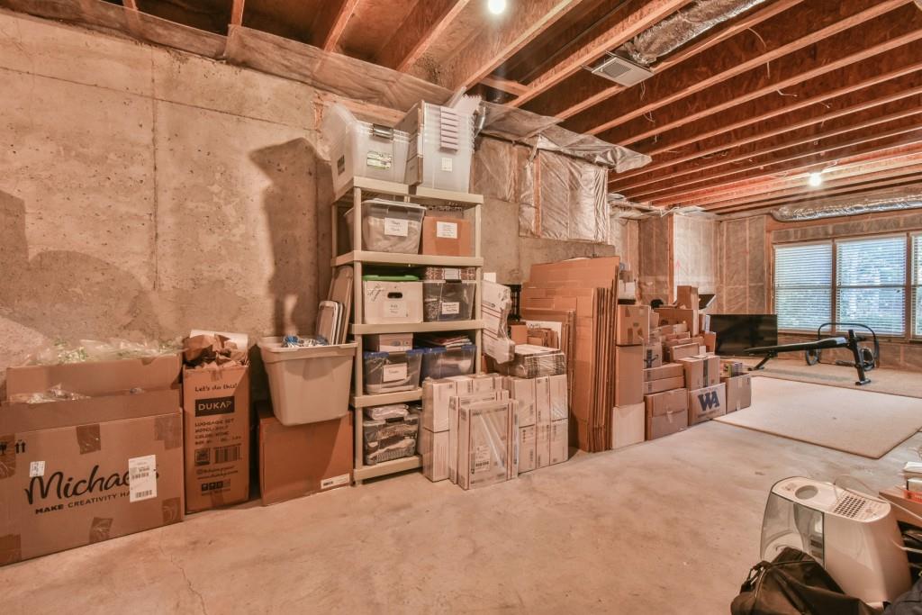 Suwanee, Georgia, 30024, United States, 5 Bedrooms Bedrooms, ,5 BathroomsBathrooms,Residential,Active,1970958