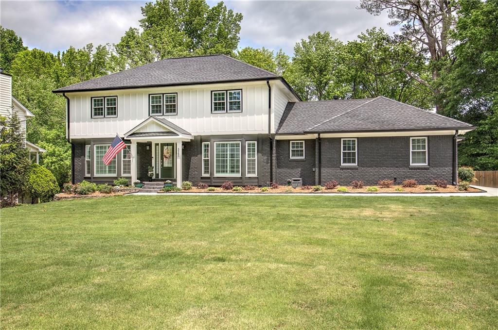 Marietta, Georgia, 30068, United States, 6 Bedrooms Bedrooms, ,5 BathroomsBathrooms,Residential,Active,2044569