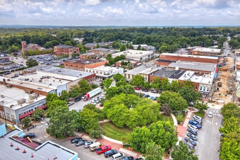 Gainesville, Georgia, 30506, United States, 5 Bedrooms Bedrooms, ,5 BathroomsBathrooms,Residential,Active,1926890
