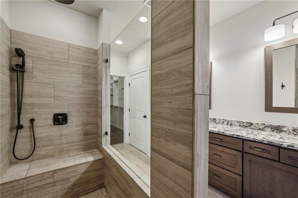 Alpharetta, Georgia, 30009, United States, 3 Bedrooms Bedrooms, ,4 BathroomsBathrooms,Residential,Active,1899879