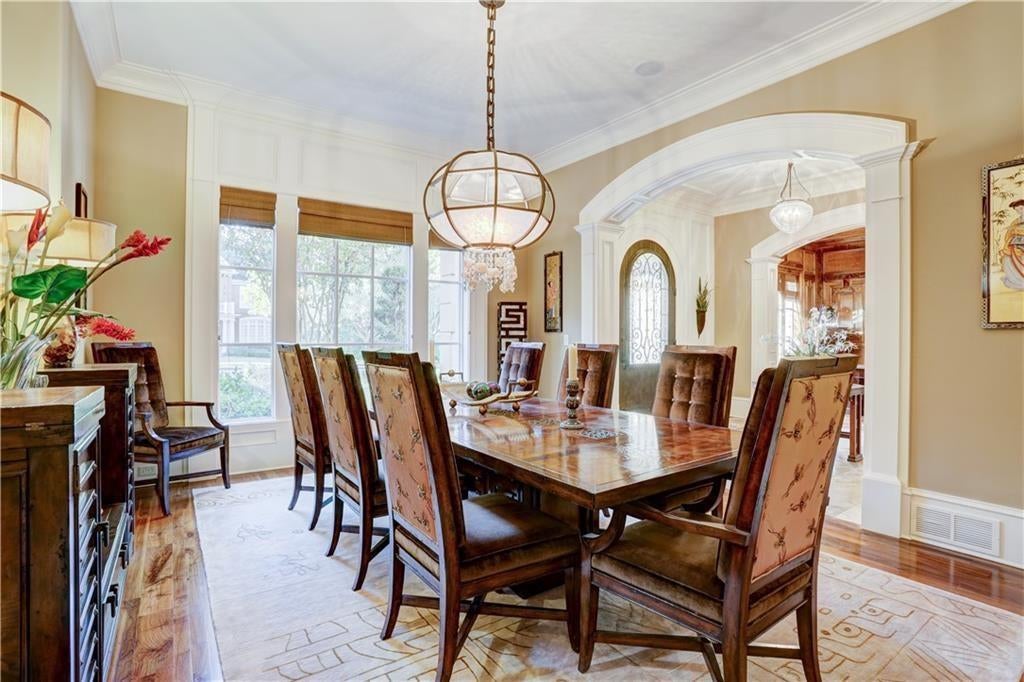 Atlanta, Georgia, 30339, United States, 5 Bedrooms Bedrooms, ,7 BathroomsBathrooms,Residential,Active,1936121