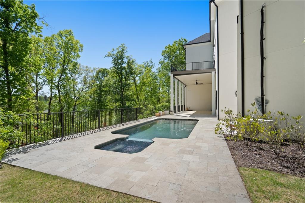 Johns Creek, Georgia, 30022, United States, ,6 BathroomsBathrooms,Residential,Active,1799401