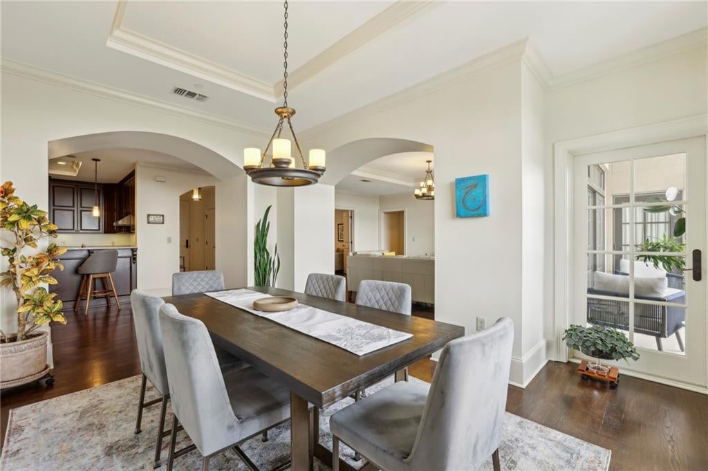 Atlanta, Georgia, 30339, United States, 2 Bedrooms Bedrooms, ,3 BathroomsBathrooms,Residential,Active,1919395