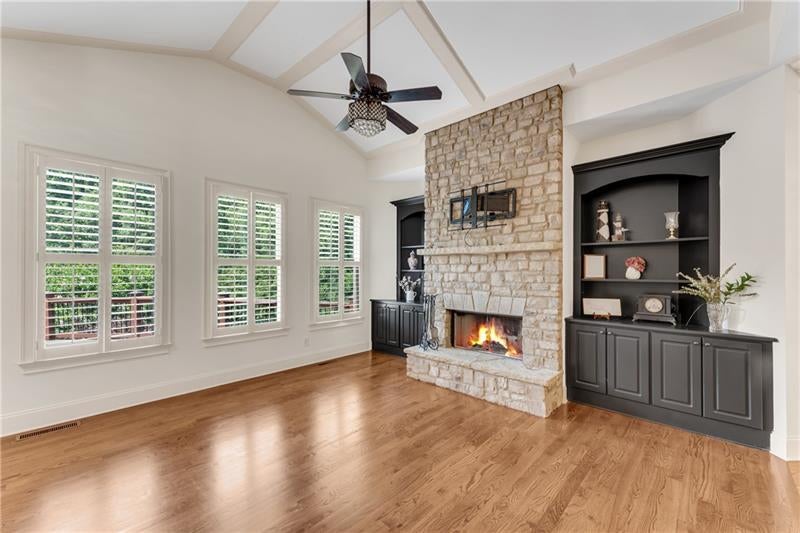 Braselton, Georgia, 30517, United States, 5 Bedrooms Bedrooms, ,5 BathroomsBathrooms,Residential,Active,1912832