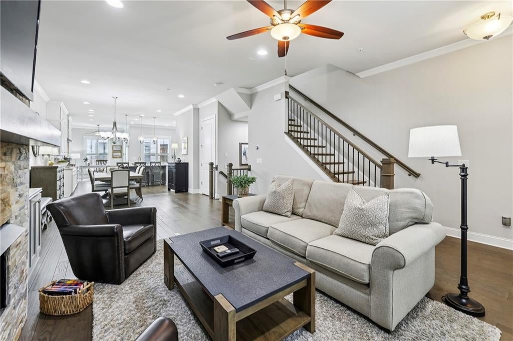 Alpharetta, Georgia, 30009, United States, 3 Bedrooms Bedrooms, ,4 BathroomsBathrooms,Residential,Active,1914799