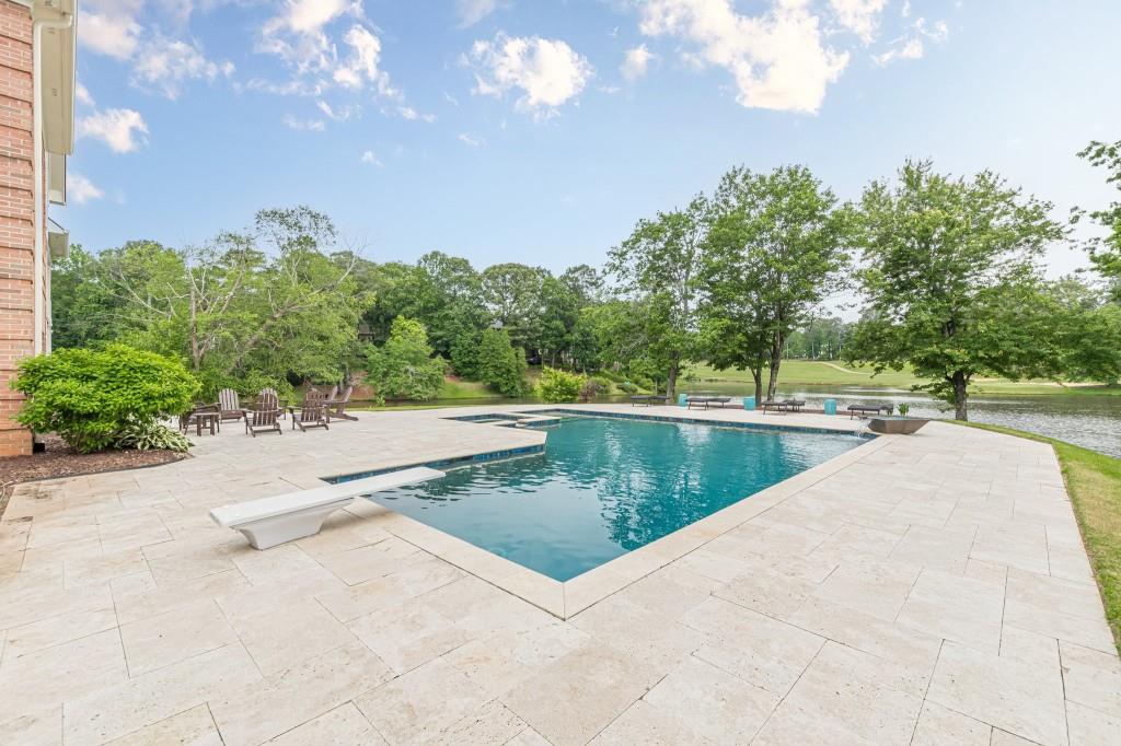 Douglasville, Georgia, 30135, United States, 5 Bedrooms Bedrooms, ,5 BathroomsBathrooms,Residential,Active,1820802