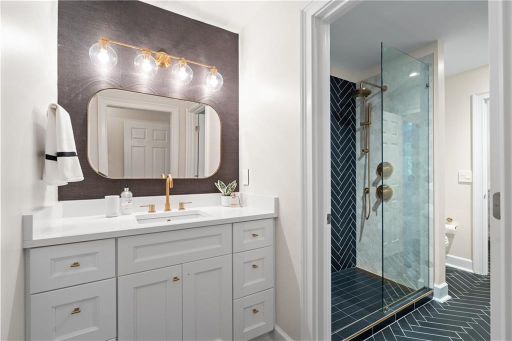 Johns Creek, Georgia, 30022, United States, 6 Bedrooms Bedrooms, ,5 BathroomsBathrooms,Residential,Active,1943809