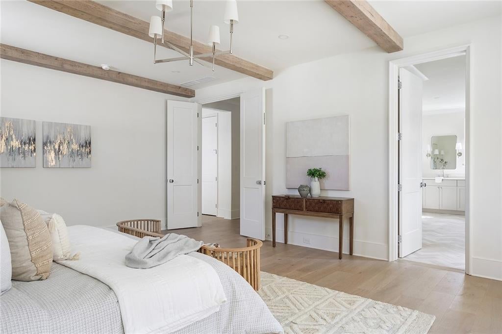 Atlanta, Georgia, 30309, United States, 4 Bedrooms Bedrooms, ,4 BathroomsBathrooms,Residential,Active,1997585