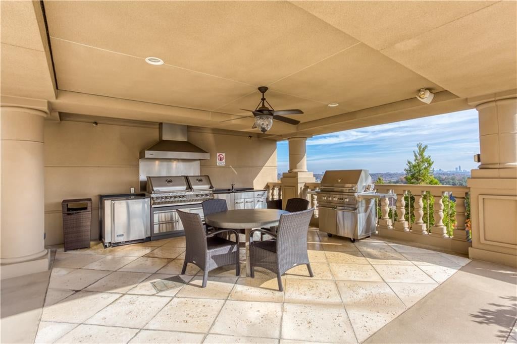 Atlanta, Georgia, 30339, United States, 2 Bedrooms Bedrooms, ,3 BathroomsBathrooms,Residential,Active,1919395