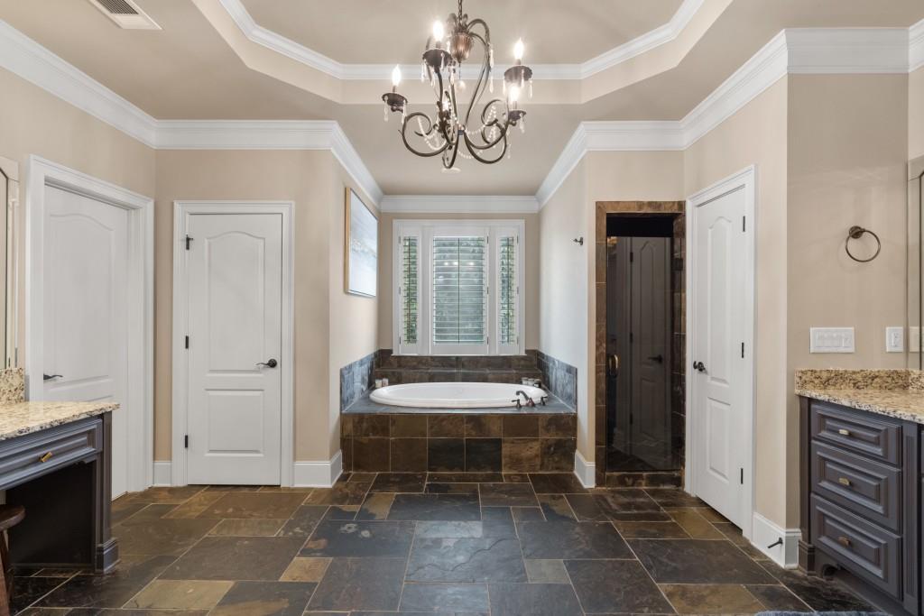 Suwanee, Georgia, 30024, United States, ,6 BathroomsBathrooms,Residential,Active,1900171