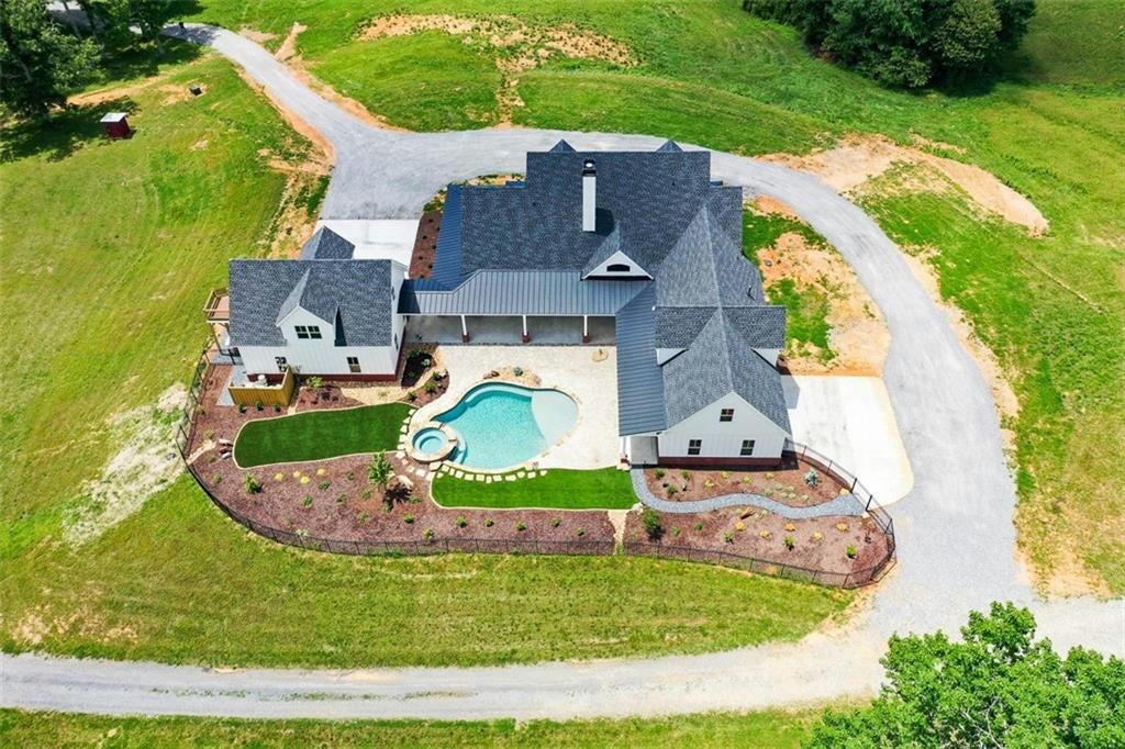 Waleska, Georgia, 30183, United States, ,5 BathroomsBathrooms,Residential,Active,1704235