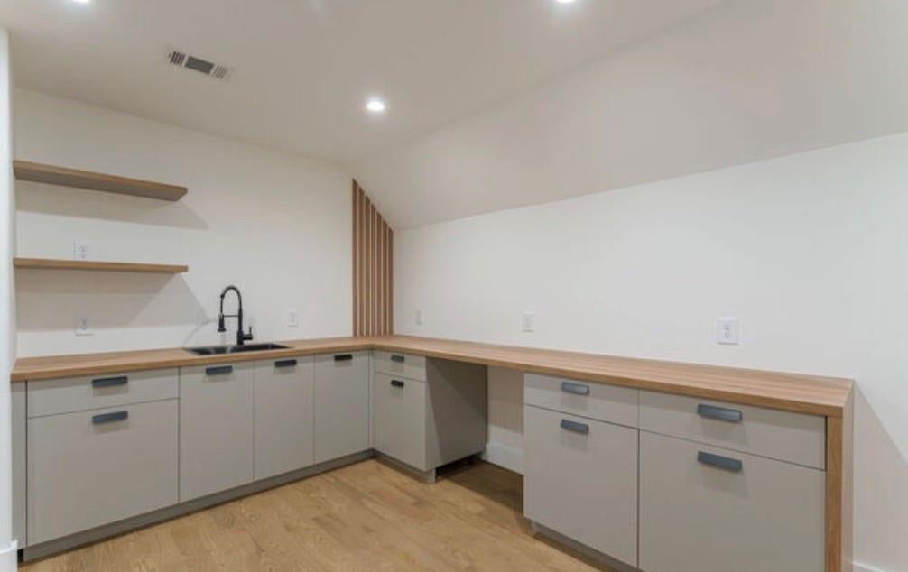 Cumming, Georgia, 30041, United States, 4 Bedrooms Bedrooms, ,4 BathroomsBathrooms,Residential,Active,1969651