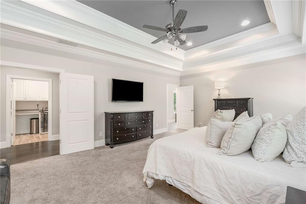 Flowery Branch, Georgia, 30542, United States, 5 Bedrooms Bedrooms, ,7 BathroomsBathrooms,Residential,Active,1936617