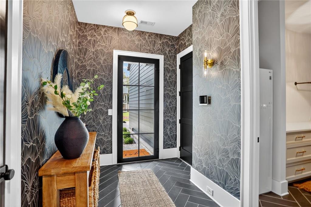 Canton, Georgia, 30115, United States, 4 Bedrooms Bedrooms, ,5 BathroomsBathrooms,Residential,Active,1997565