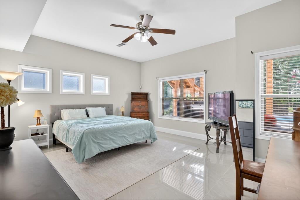 Flowery Branch, Georgia, 30542, United States, 6 Bedrooms Bedrooms, ,6 BathroomsBathrooms,Residential,Active,1897984