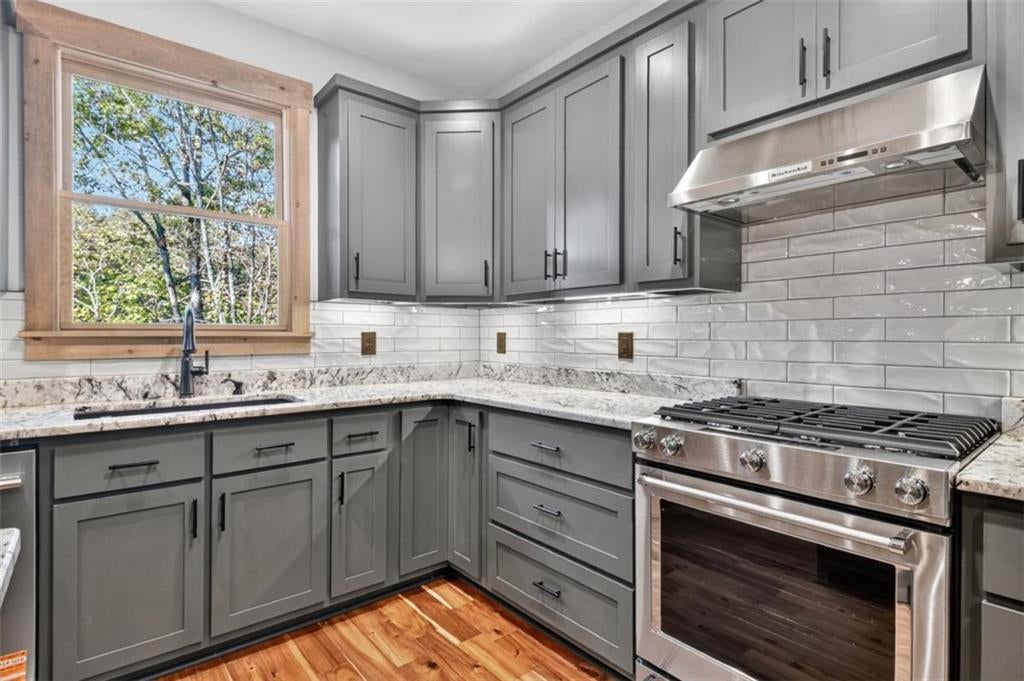 Ellijay, Georgia, 30540, United States, 4 Bedrooms Bedrooms, ,3 BathroomsBathrooms,Residential,Active,1972201