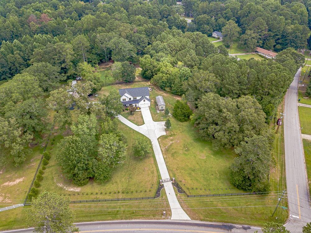 Douglasville, Georgia, 30134, United States, 4 Bedrooms Bedrooms, ,3 BathroomsBathrooms,Residential,Active,1888966