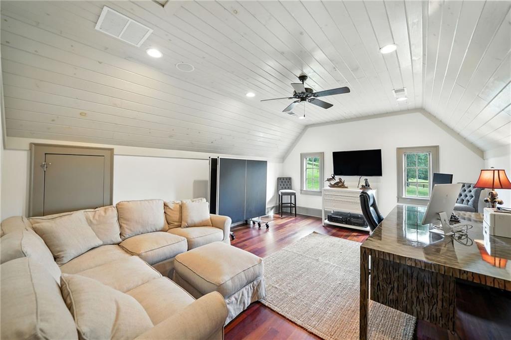 Ball Ground, Georgia, 30107, United States, 5 Bedrooms Bedrooms, ,6 BathroomsBathrooms,Residential,Active,1961964