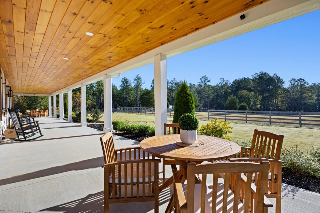 Rydal, Georgia, 30171, United States, 5 Bedrooms Bedrooms, ,5 BathroomsBathrooms,Residential,Active,1987269