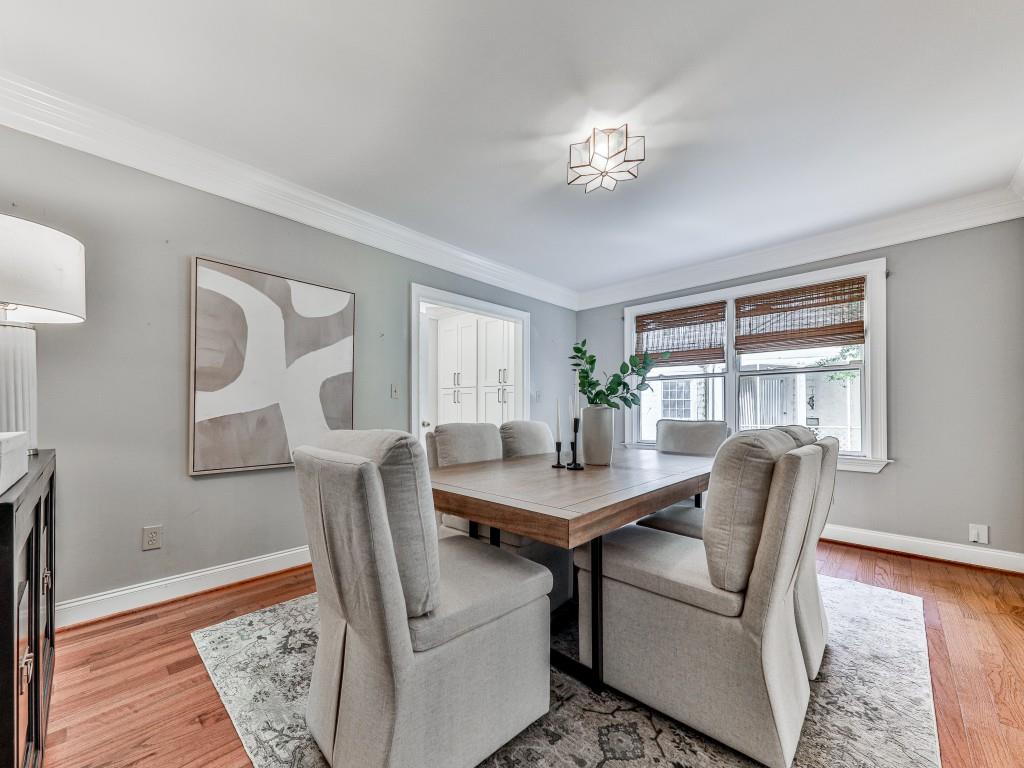 Atlanta, Georgia, 30305, United States, 5 Bedrooms Bedrooms, ,6 BathroomsBathrooms,Residential,Active,1988481