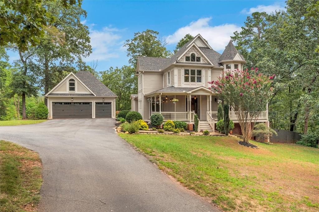 Dawsonville, Georgia, 30534, United States, 4 Bedrooms Bedrooms, ,5 BathroomsBathrooms,Residential,Active,1936637